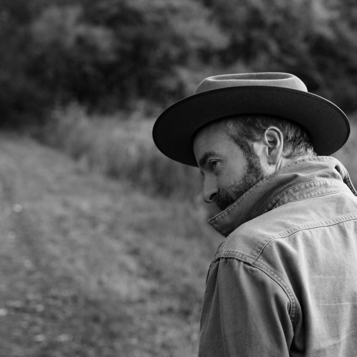 Dave Simonett is Feeling Fine and Sharing the Love on ‘Red Tail’