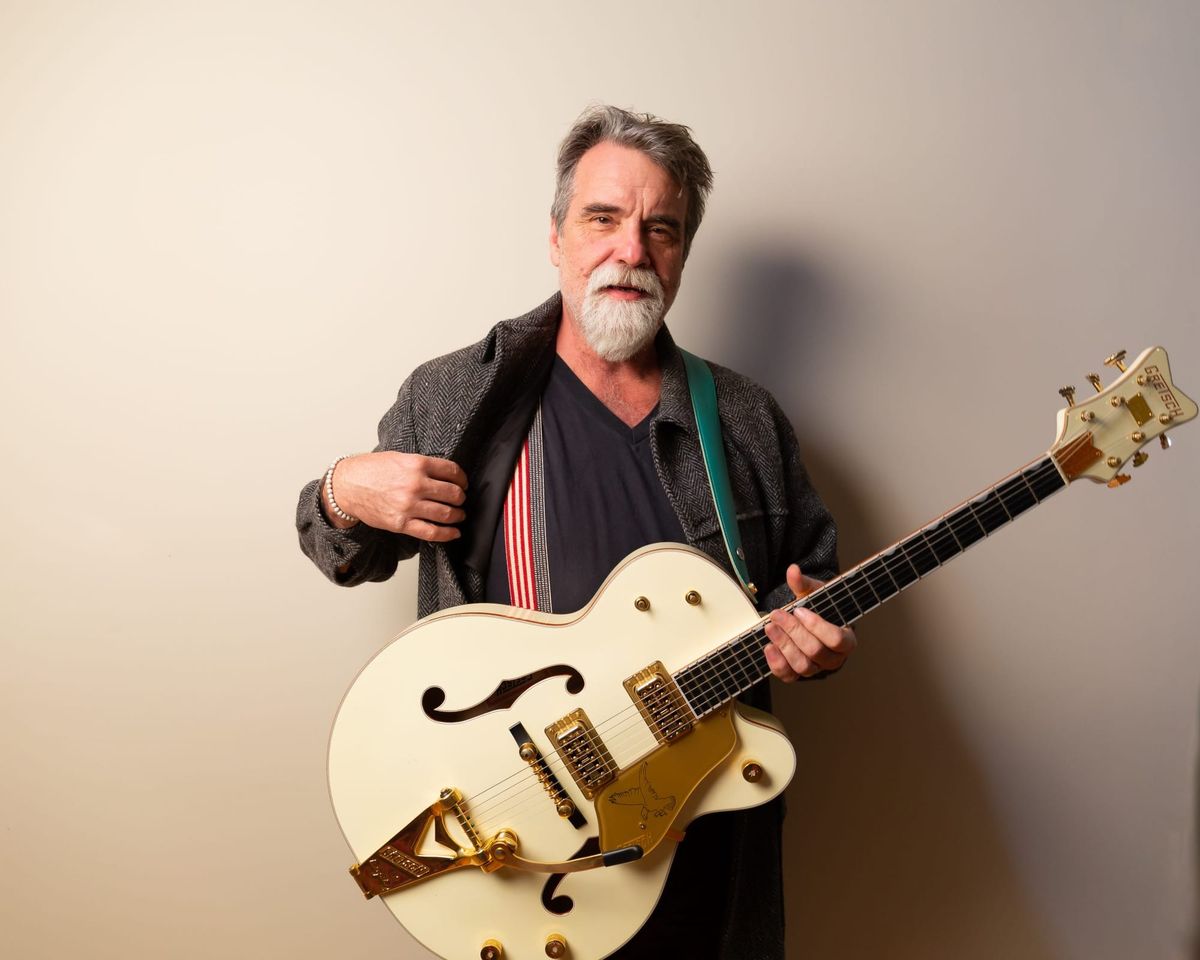 Darrell Scott Celebrates the ‘Down-and-Out’ that Dwells in Hank Williams’ Songs