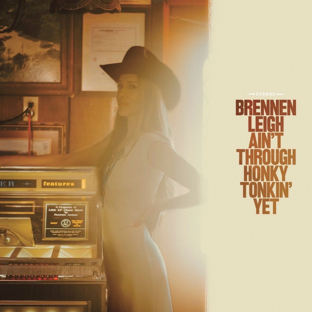 ALBUM REVIEW: Brennen Leigh Blasts Open the Doors to the Honky-Tonk
