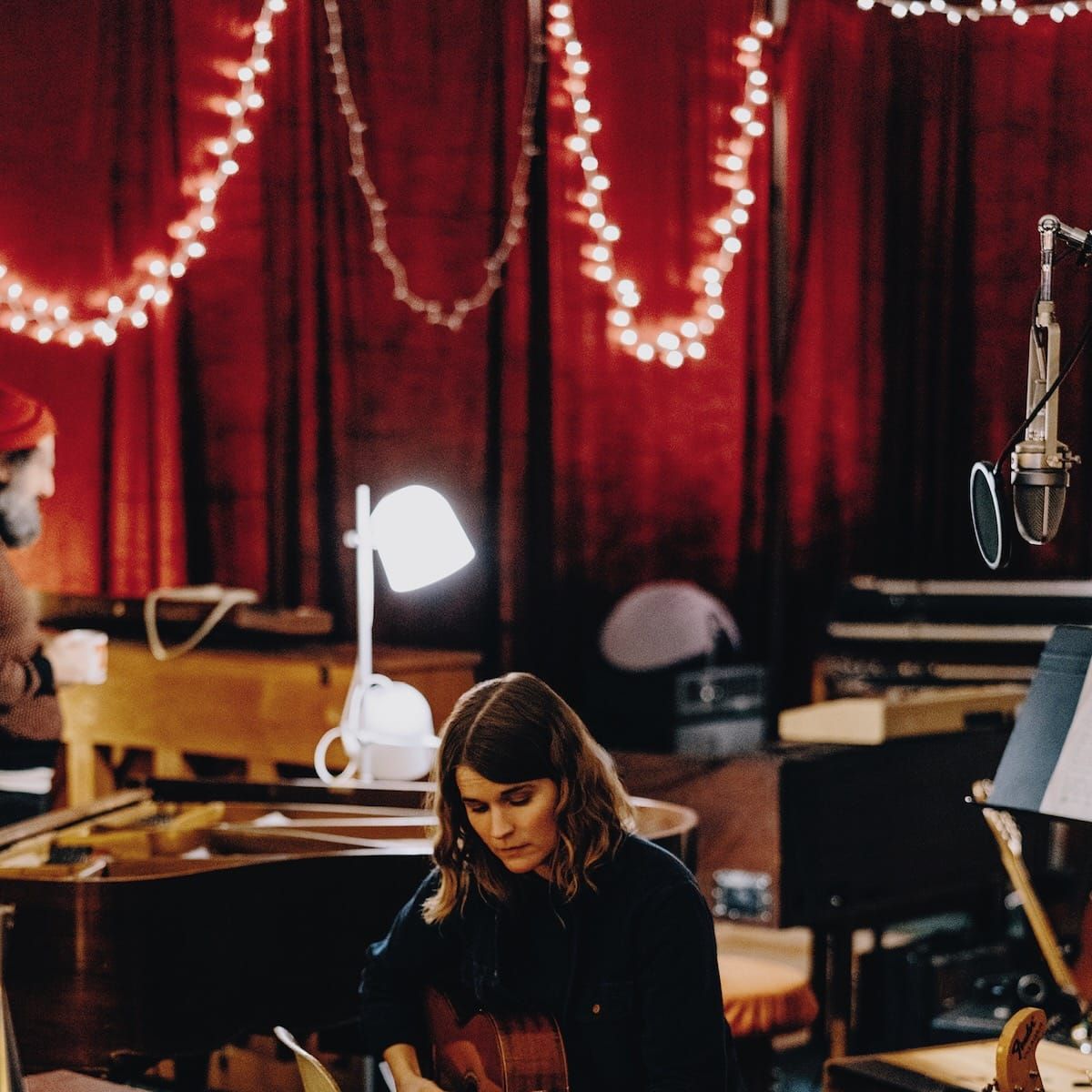 ALBUM REVIEW: Jenny Owen Youngs Distills a Tempestuous Decade Into ‘Avalanche’