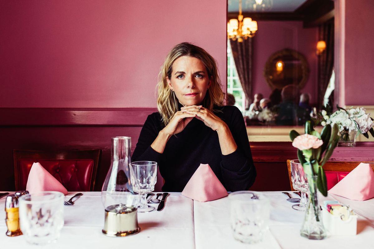 New Album From Aoife O’Donovan Reflects on Women’s Experience in America