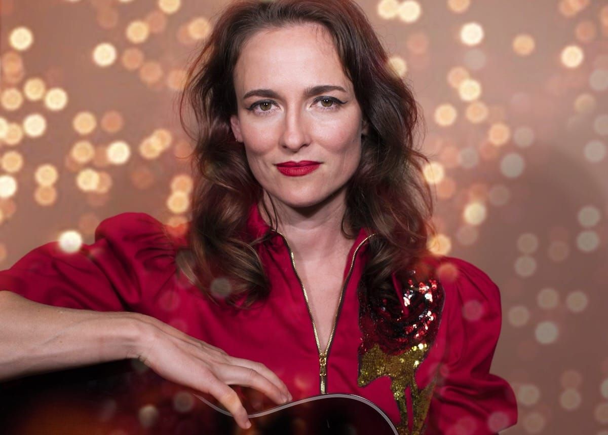 Despairing Over Erosion of Women’s Rights, Dawn Landes Finds Sisterhood in a Songbook