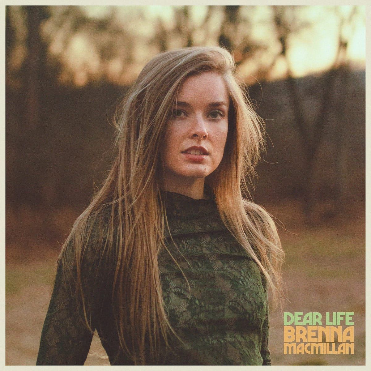 ALBUM REVIEW: With Solo Debut, ‘Dear Life,’ Brenna MacMillan Delivers a Bluegrass Reflection on Life