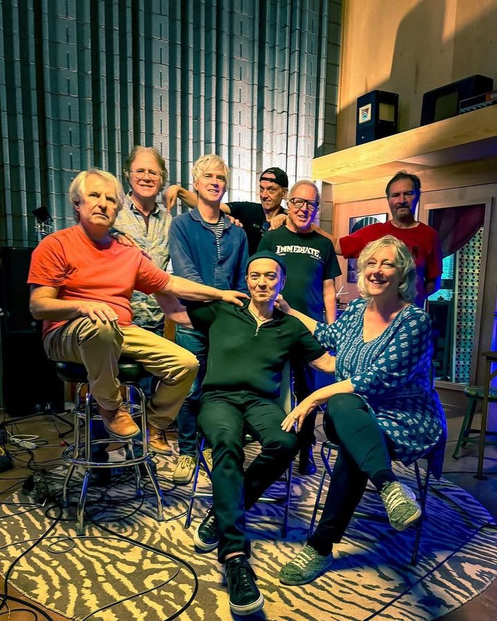 FOUNDERS KEEPERS: New year, new tunes from the Salt Collective, Vince Gill, Lori Carson, Gwil Owen and More