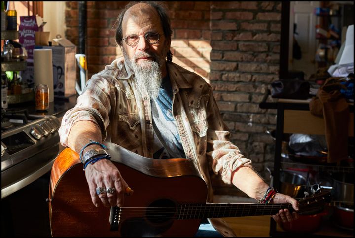 NO DEPRESSION SESSIONS at Lucinda's: Steve Earle