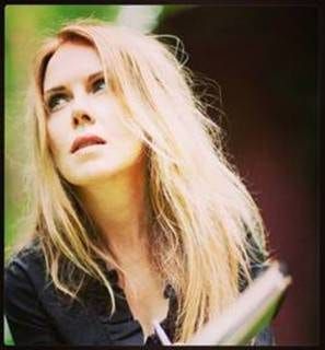 After Becoming Pen Pals, Musician Mary Fahl and Author Anne Rice Form an Everlasting Bond