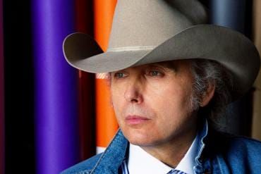 Dwight Yoakam Ends 2015 Strong In Ventura, with Brian Whelan Opening