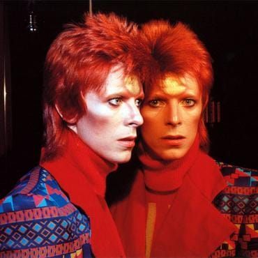 David Bowie Outside the Circle: The Singer-Songwriter Years  1967-1973
