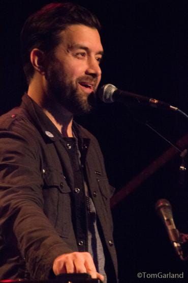 A Night Inside the Mind of Bob Schneider