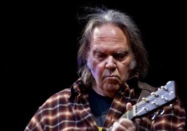 Considering Neil Young Through the Eyes of His Fans