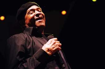 Al Jarreau (1940-2017): He "got by" and then some