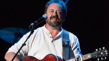 Dan Tyminski on Tradition and Taking Risks