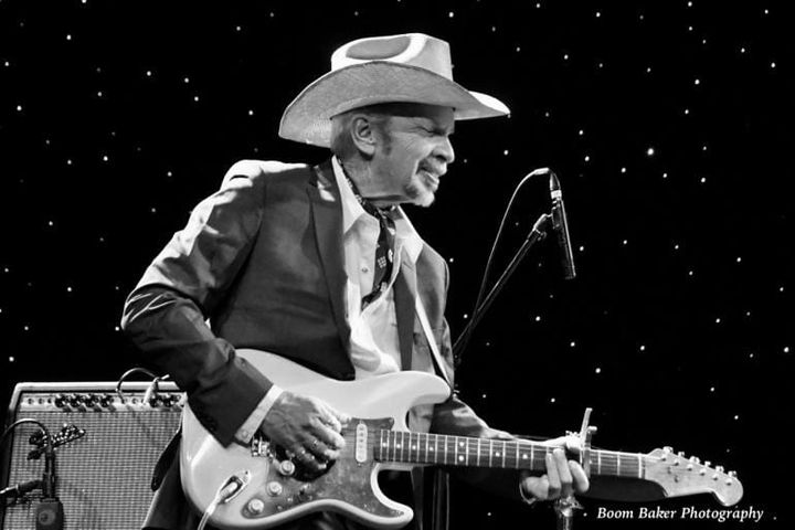 BONUS TRACKS: Dave Alvin’s Private Cancer Struggle, The Return of Turnpike Troubadours, and More