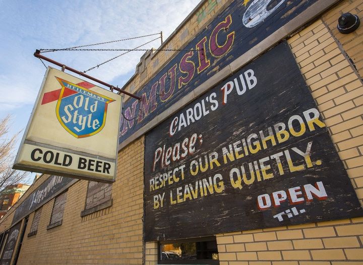 Left for Dead, Chicago’s Carol’s Pub Reopens and Reclaims its Niche