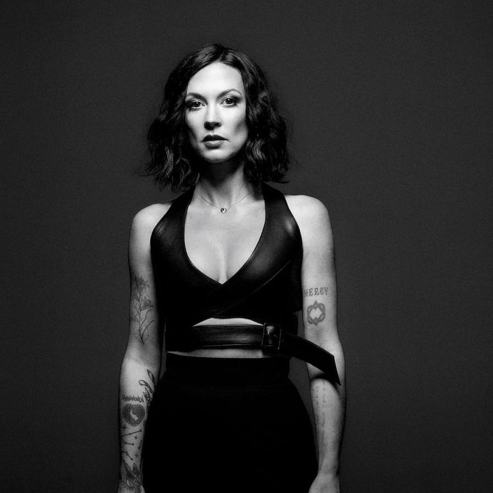 ALBUM REVIEW: Amanda Shires Shines Through on ‘Take It Like a Man’