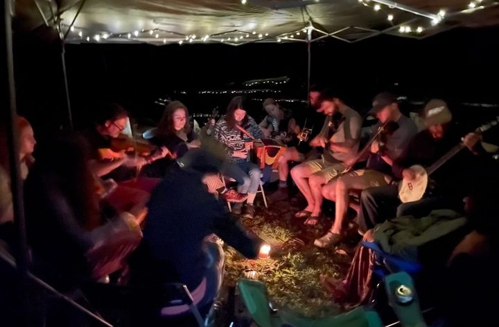 THROUGH THE LENS: Old-Time and New Approaches Make Friends at Clifftop