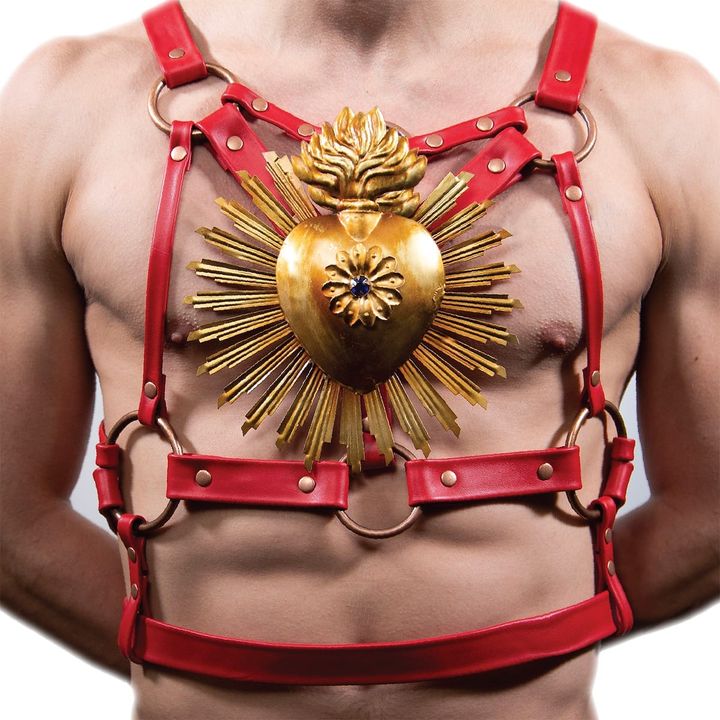 ALBUM REVIEW: Paisley Fields Explores Place on Campy, Confident ‘Limp Wrist’