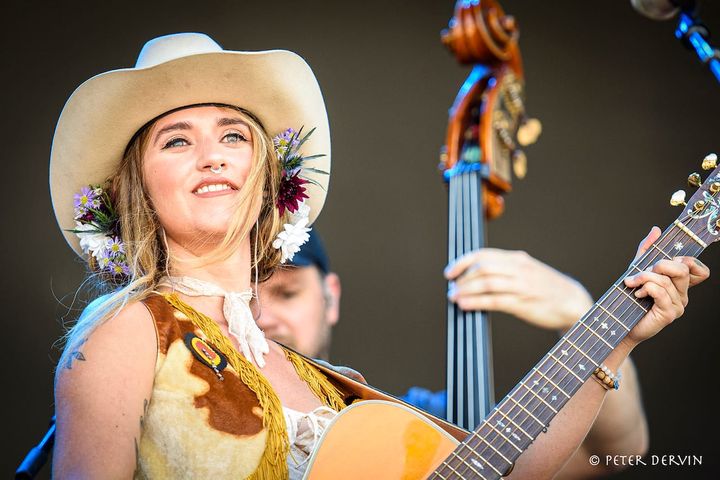 THROUGH THE LENS: The Insider’s Guide to AmericanaFest 2022