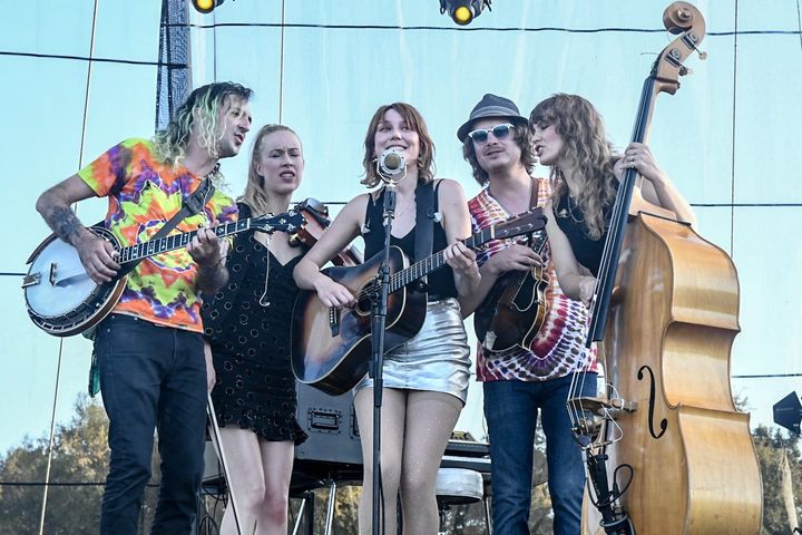 Molly Tuttle, Billy Strings Among IBMA Award Nominees for Best in Bluegrass in 2023