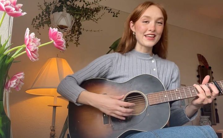 SPOTLIGHT: On ‘Flowers on My Bedside,’ Bella White Grows Beauty out of Pain [VIDEO]