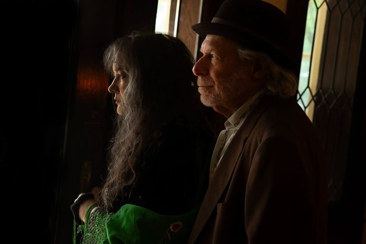 Buddy & Julie Miller Announce New Album, ‘In the Throes’