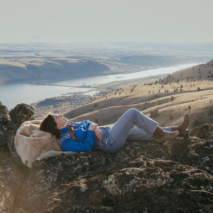 ALBUM REVIEW: Snapshots of Living Fully Fill Margo Cilker’s ‘Valley of Heart’s Delight’