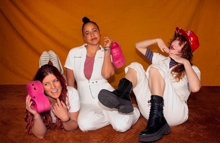 SPOTLIGHT: Rainbow Girls on Finding a More Personal Perspective for ‘Bedroom Lobby’ [VIDEO]
