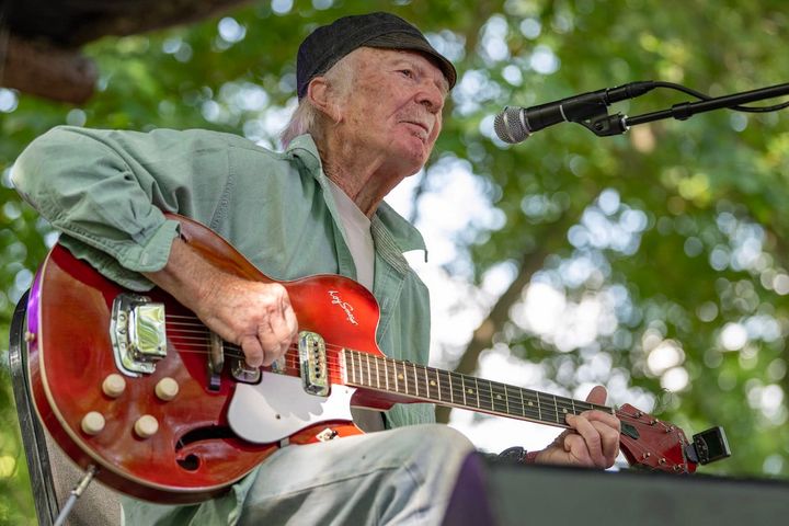 BONUS TRACKS: Michael Hurley Passes Away at 83 and More Roots Music News from Bruce Springsteen and Kelsey Waldon