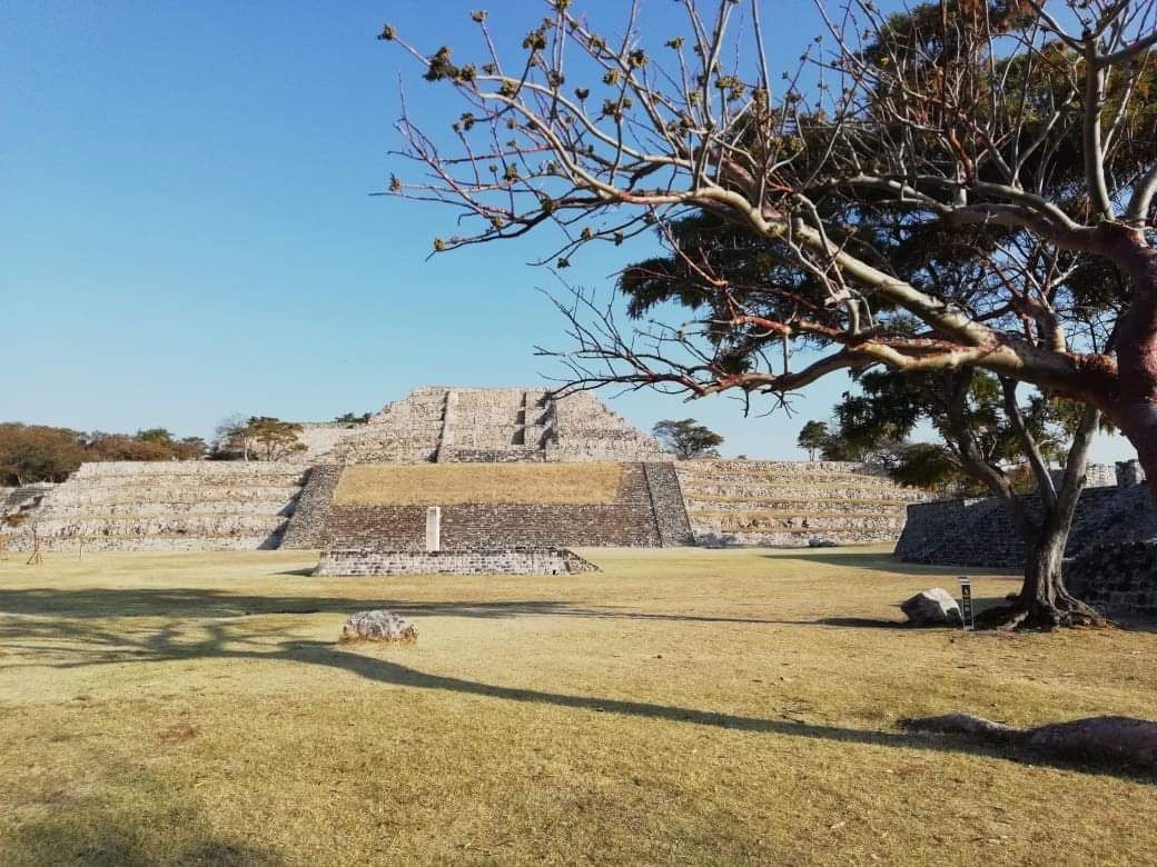 la primavera en xochicalco