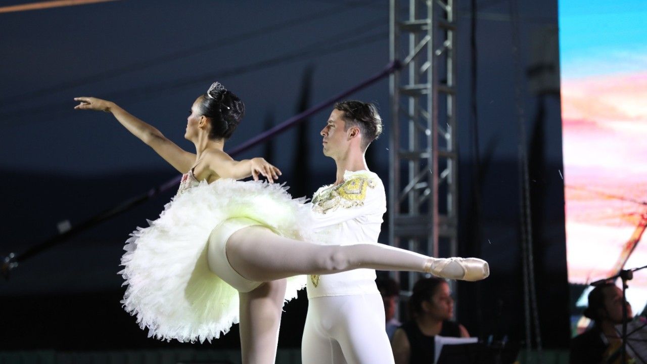 ave fenix escultura en jojutla