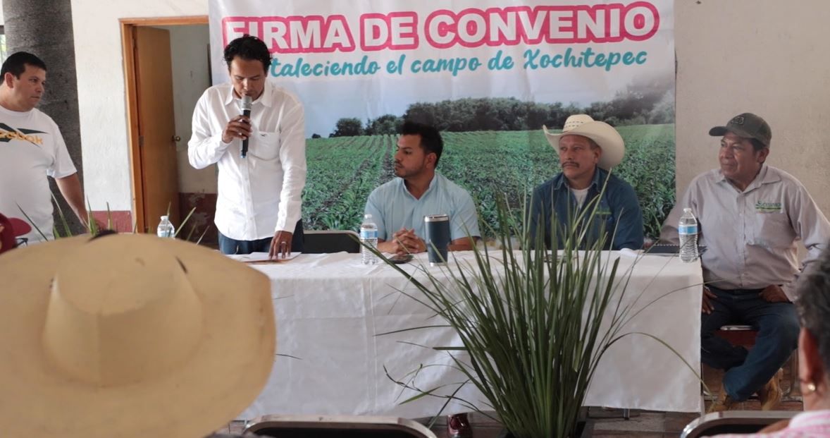 xochitepec chalo flores