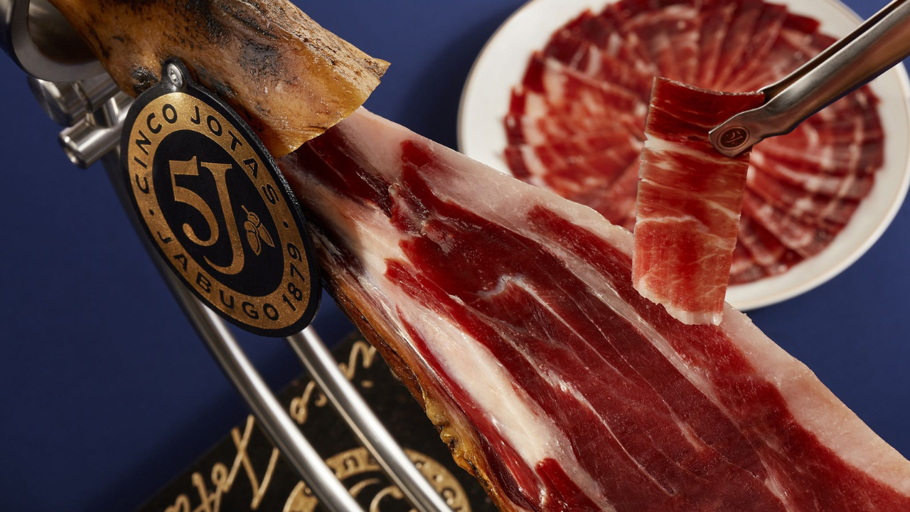 cecina hermana jamon serrano