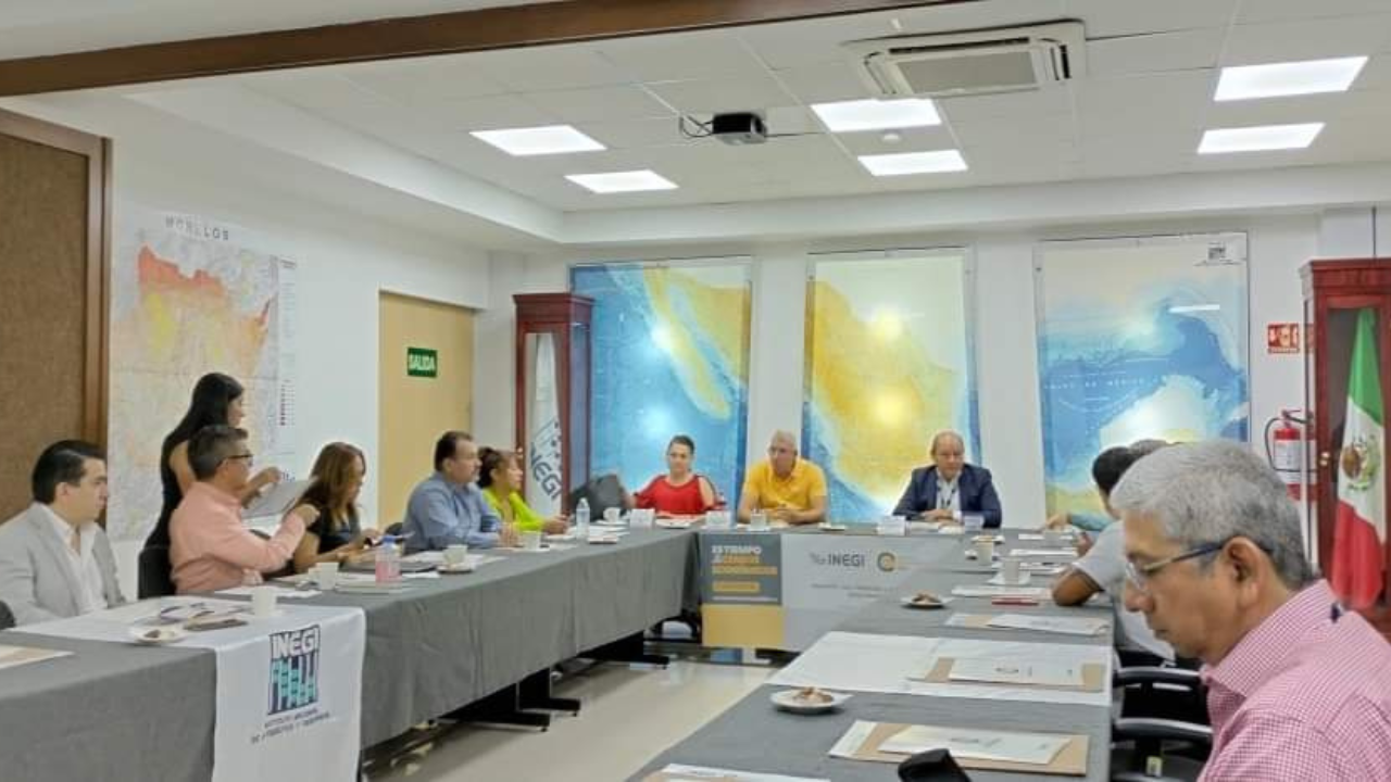 Empresarios e INEGI buscan convertir datos en información para la toma de decisiones