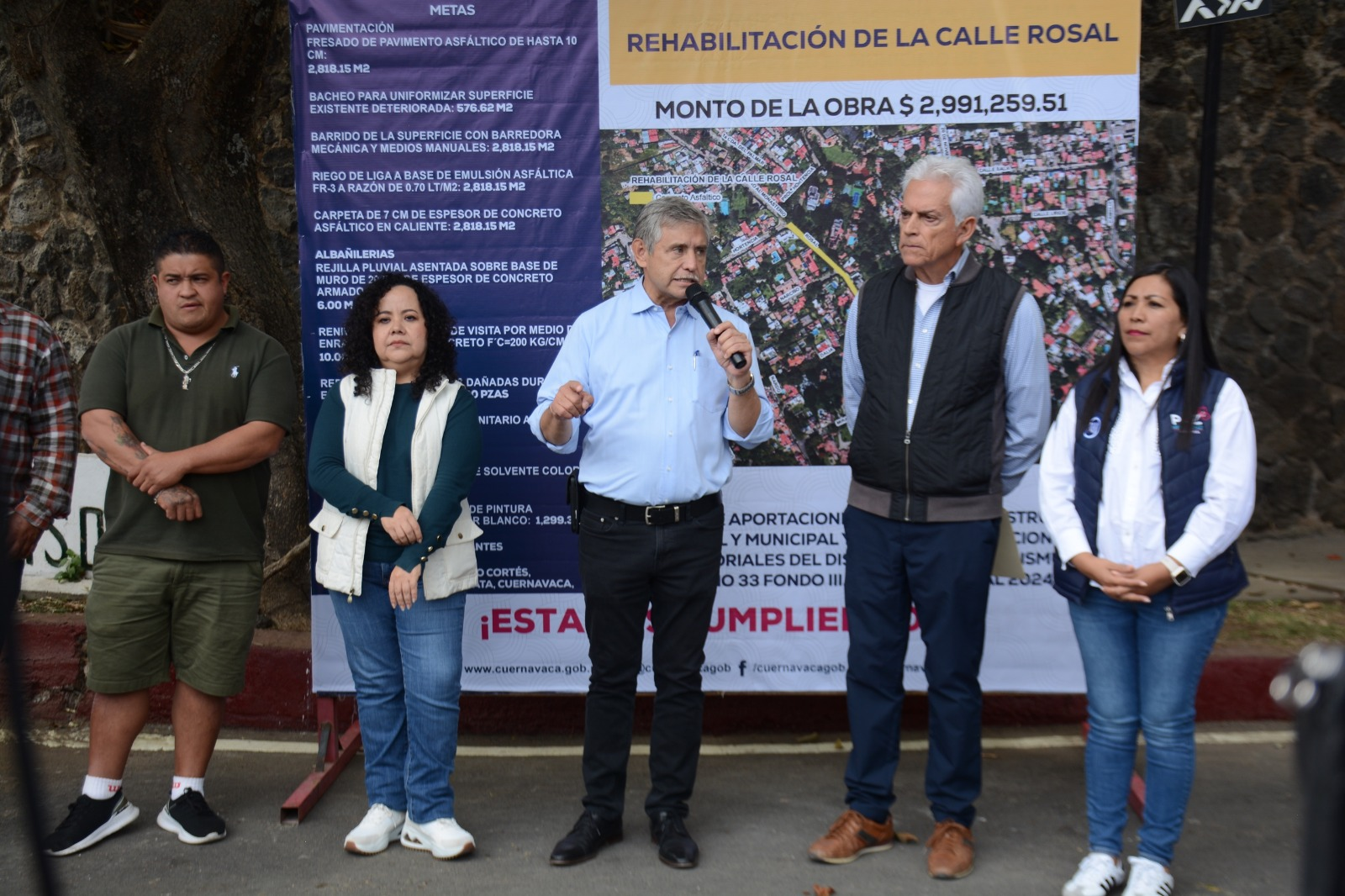 rehabilitación con pavimento asfáltico de la calle Rosal en Rancho Cortés