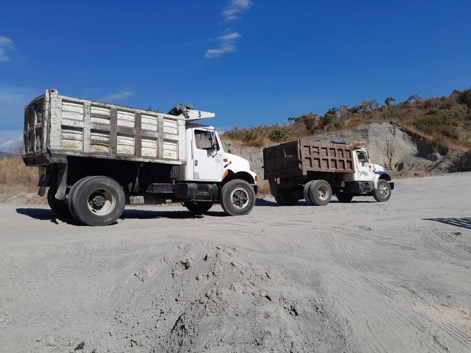 Clausuran mina de arena en Miacatlán