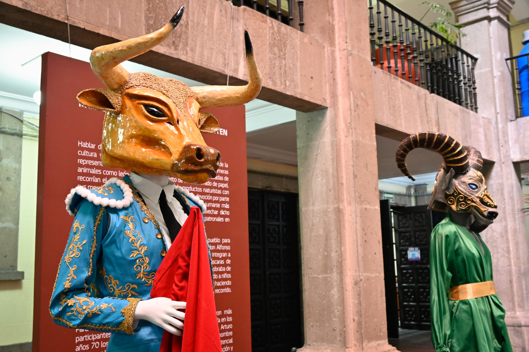 exposición "Mojiganga: 60 años de cartonería en Zacualpan de Amilpas"