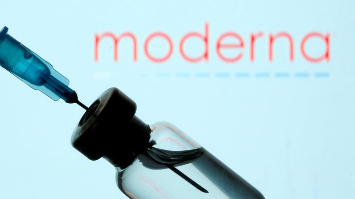 Moderna añade una tercera dosis para aumentar la efectividad de su vacuna contra las variantes - AS.com