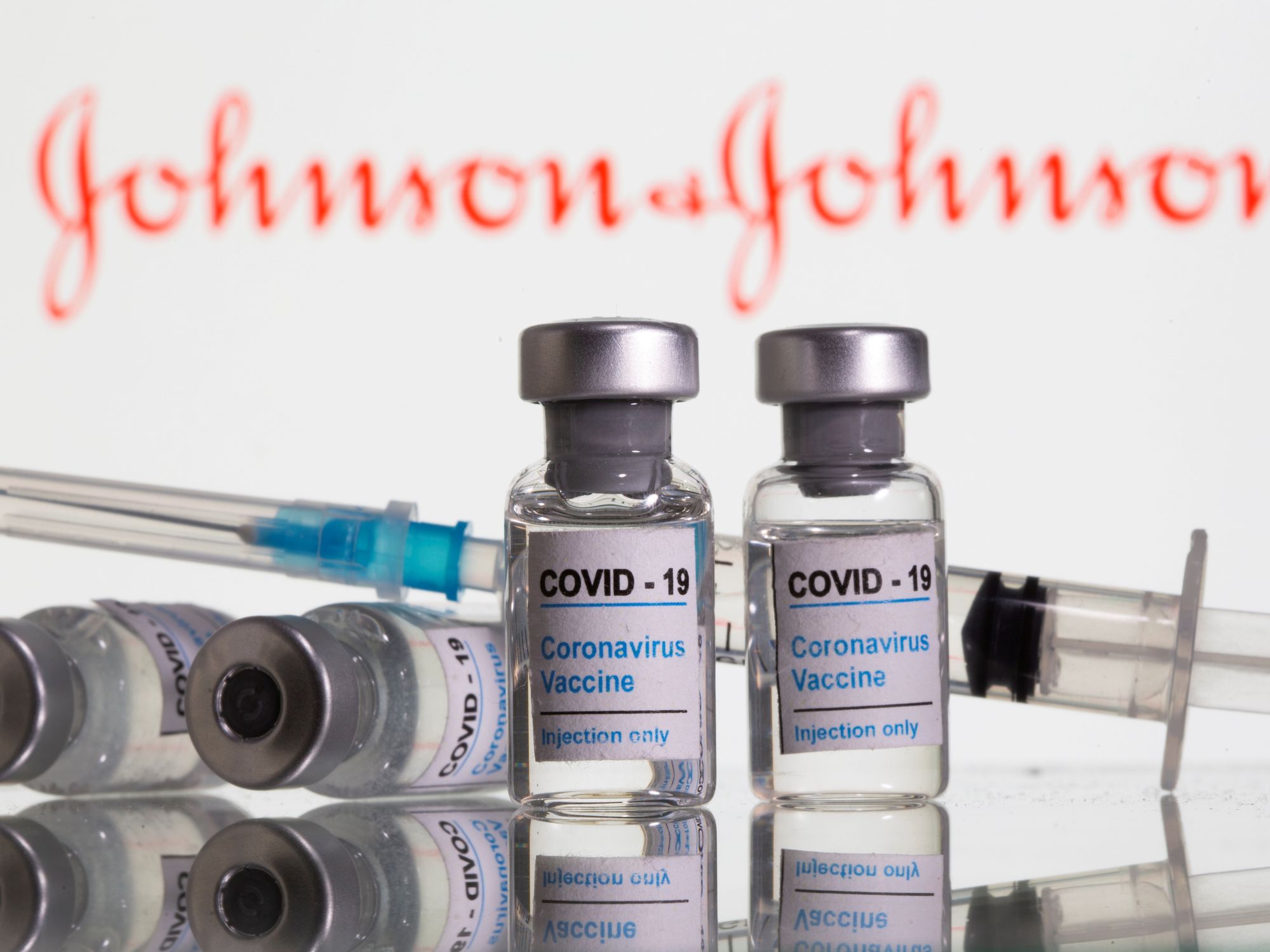 EE UU considera segura y eficaz la vacuna de una dosis de Johnson & Johnson y la aprobará esta semana | Ciencia | EL PAÍS