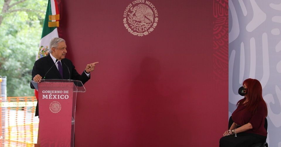 "De mal gusto": AMLO reprueba confrontación entre Layda y Monreal