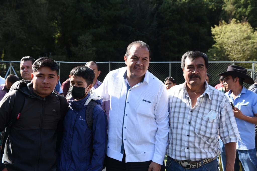 Visita Hueyapan el gobernador Cuauhtémoc Blanco