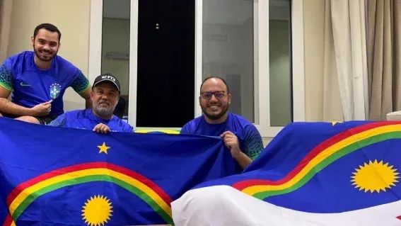 Qatariés confunden bandera de Pernambuco y agreden a brasileños