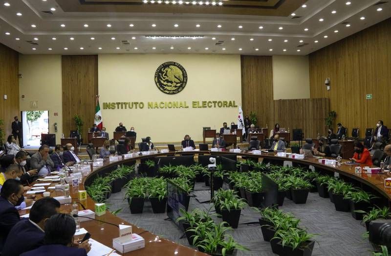 Proponen diputados recorte al presupuesto del INE para 2023