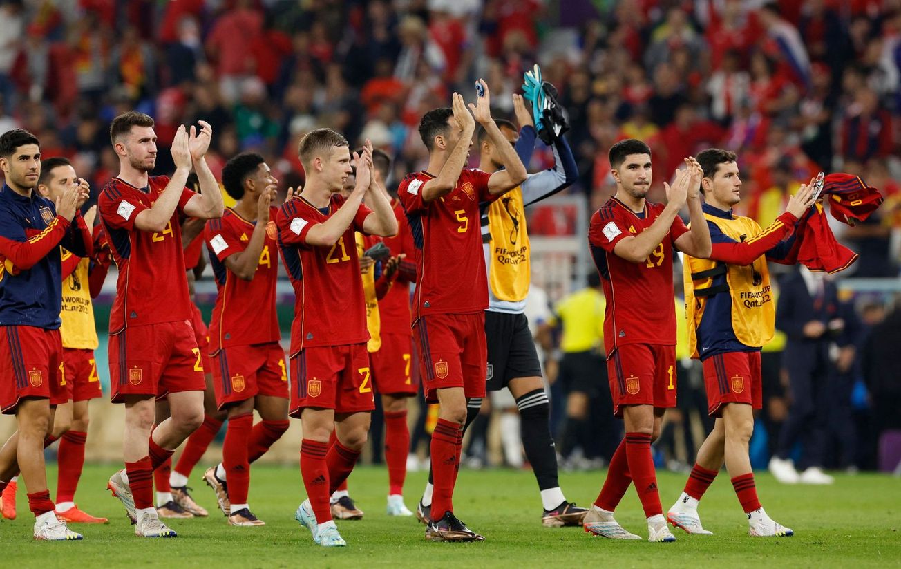 España golea a Costa Rica en su debut en Qatar