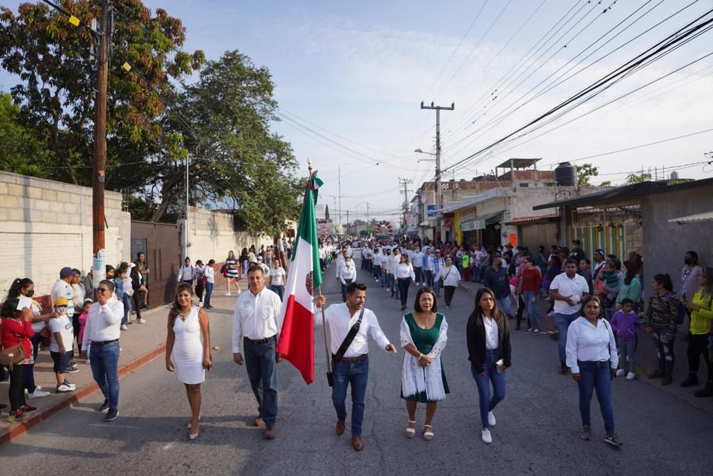 Realizan el desfile del 112 aniversario de la Revolución Mexicana en Xochitepec