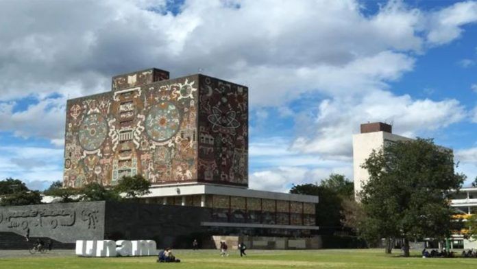 Alumnas la UNAM denuncian acoso, nuevamente, en los baños