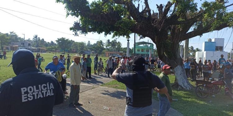 Ultiman pobladores de Tabasco a presunto sicario