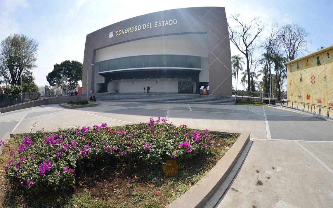 "Un circo" conflicto de la ESAF con el Congreso: CCE