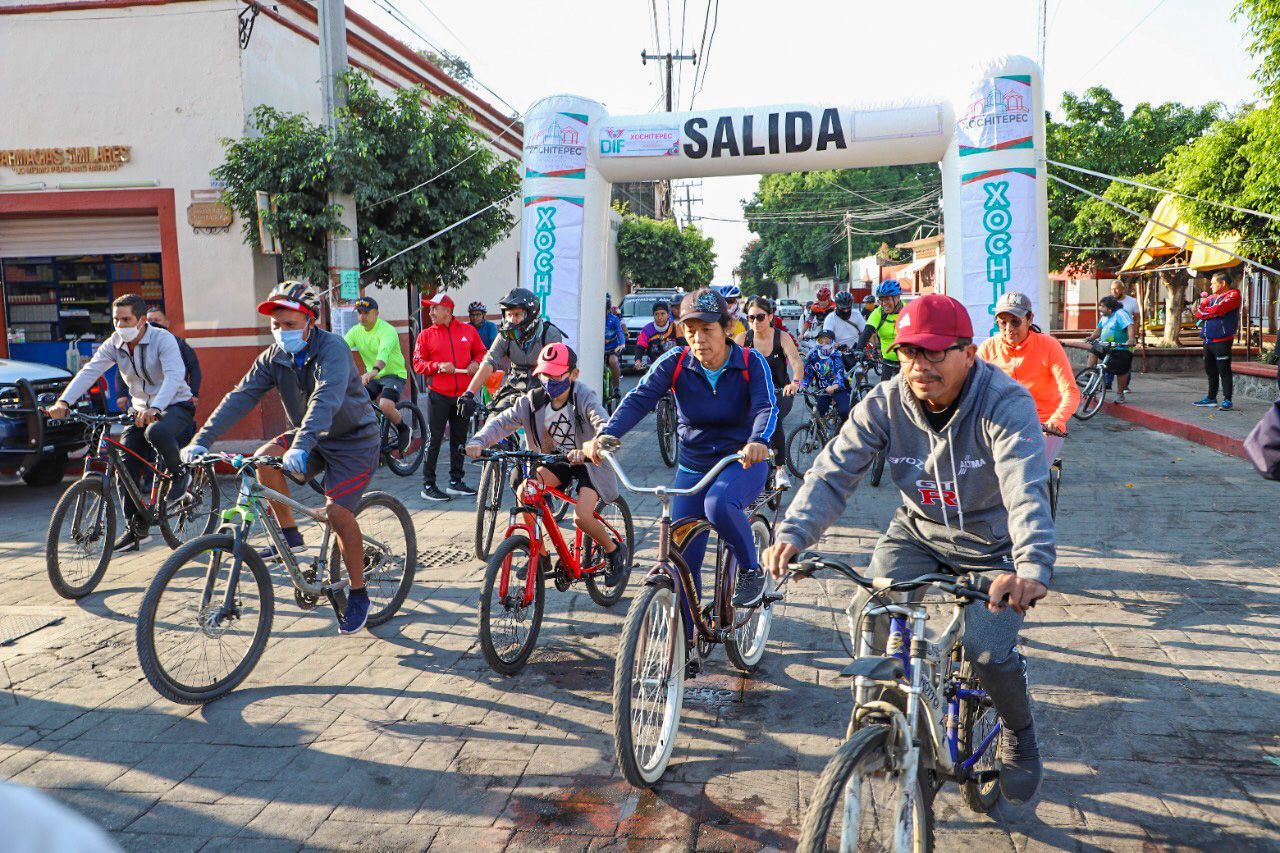Promueven sitios turísticos de Xochitepec con rodada ciclista