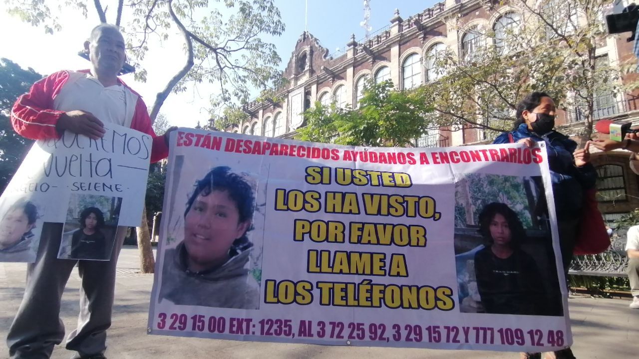 Menores llevan 12 días desaparecidos, padres solicitan ayuda