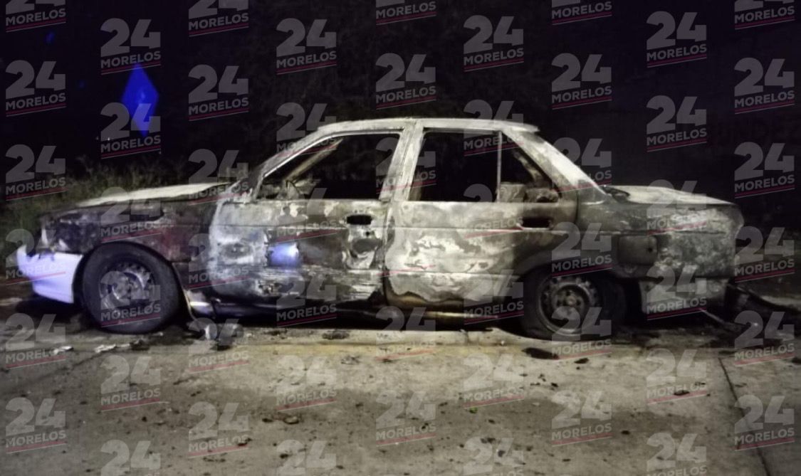 Queman intencionalmente tres autos en Cuautla y Ayala